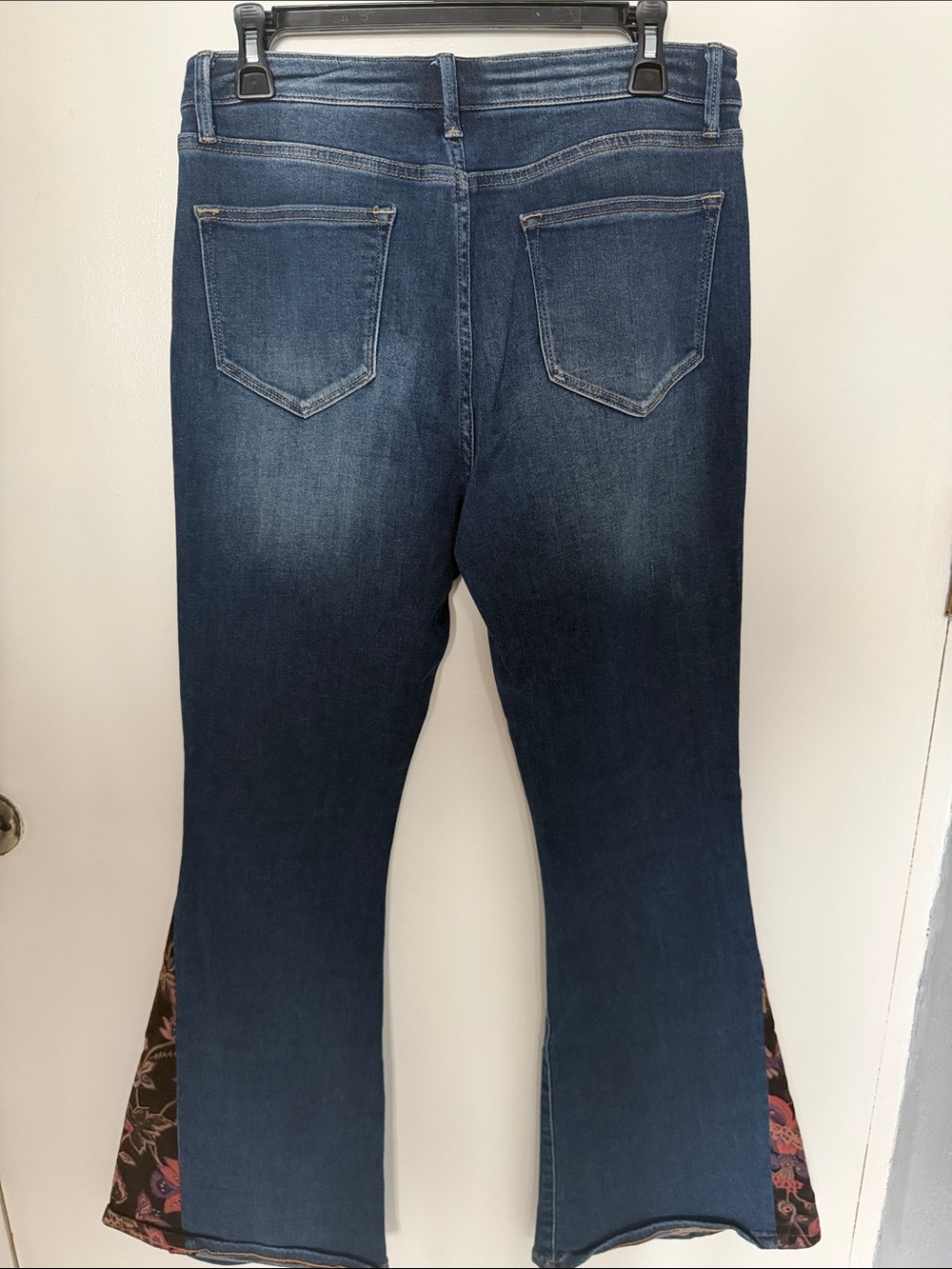 Driftwood Farrah Floral Inset Flare Jeans - Size 30 L33 - Boho Festival - Picture 5 of 7